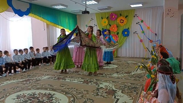 Яулыҡтар мн бейеү. Танец с платками. смотреть онлайн