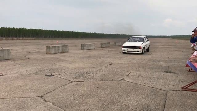 Москвич 2141, F7R 2.0, 220 л.с. ВПП Зябровка, MOTORFEST 2019 смотреть онлайн