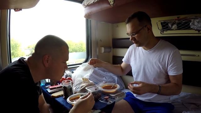 Едем в Крым! Поездка на поезде "Таврия" №075 Екатеринбург-Симферополь смотреть онлайн