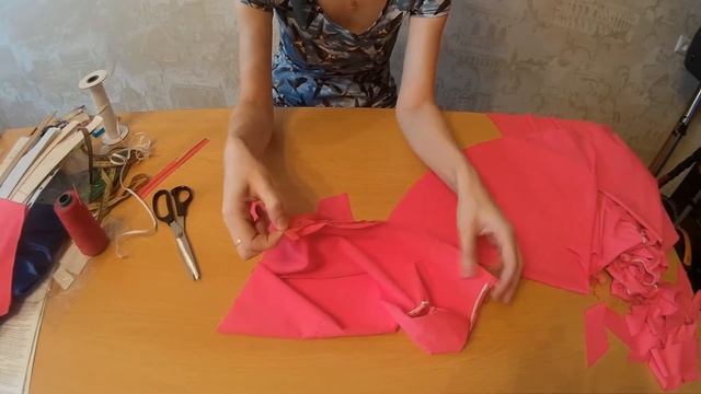 Простое рейтинговое платье