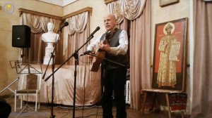 «Журавли», стихи Николай Рубцов, музыка Сергей Смирнов, исполняет Сергей Смирнов.