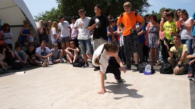 DANCE PLANE во Владивостоке. VoleGrad.ru смотреть онлайн