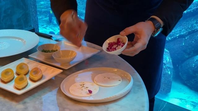Underwater Lemon Tart with Yuzu Sorbet at Ossiano (Atlantis Dubai) by Chef Grégoire Berger смотреть онлайн