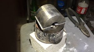 Самодельный отключаемый магнит для индикаторной стойки.