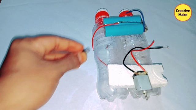 How to Make a Plastic bottle water boat | plastic bottle speed boat With Dc Motor at home смотреть онлайн