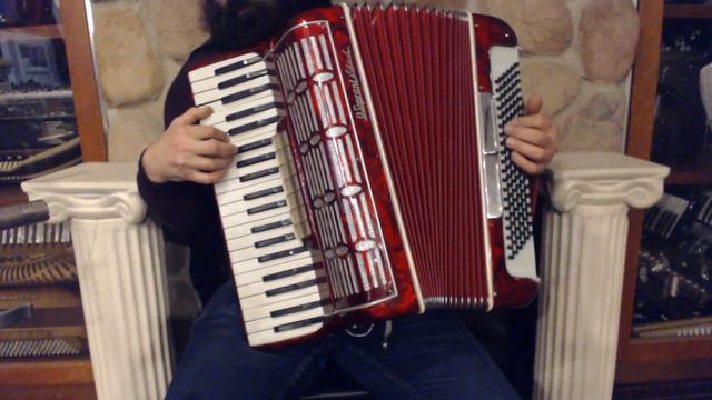 5265 - Red Soprani di Silvio Piano Accordion LMM 41 120 $1199 смотреть онлайн