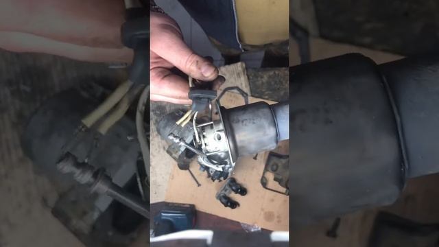 #BMW на ремонте #webasto дымит, не запускается и течёт #солярка из глушителя. смотреть онлайн