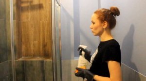 Как отмыть душевую кабинку от налета