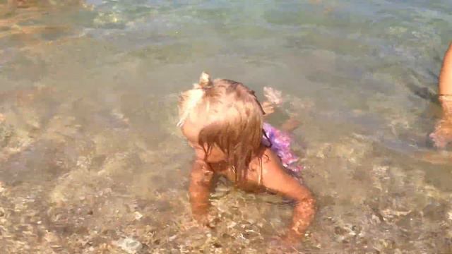 Милослава. пляж Учкуевка смотреть онлайн