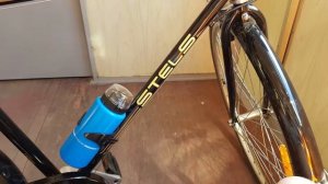 Как закрепить флягу на велосипед, без болтов, быстро и надежно...