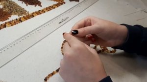 Бусы  янтарные через узел