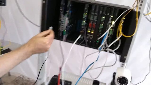 Самовосстанавливающаяся защита от 220В 50Гц платы абонентских комплектов FxS. смотреть онлайн