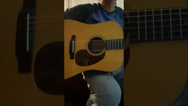 Martin D18 vs Gibson Hummingbird смотреть онлайн