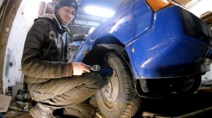 Установка подкрылков(локеров) без саморезов, ну почти без них