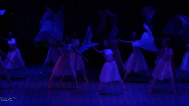 Радуга - Ведущие за руку (2022) День учителя смотреть онлайн