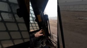 Обзор минипогрузчика MUSTANG 2600R.