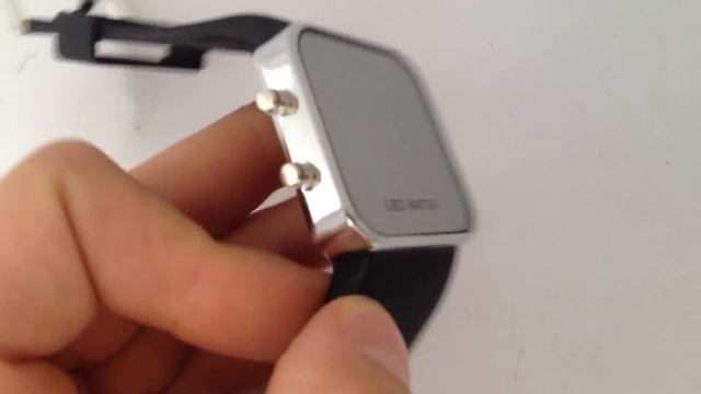 Мужские часы "LED" смотреть онлайн