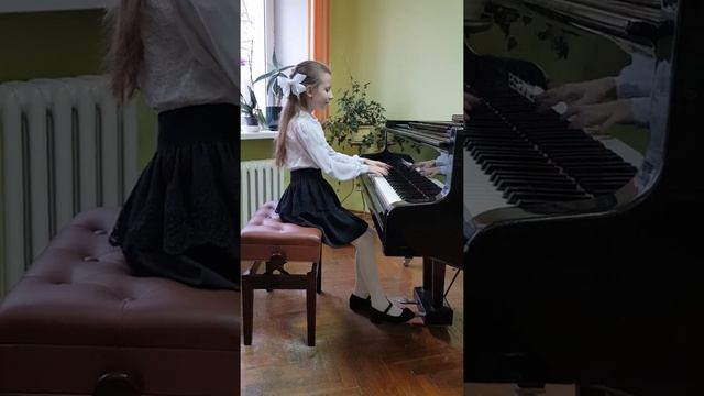 Уильям Гиллок "Сентиментальная арабеска", "Праздник в Испании" смотреть онлайн