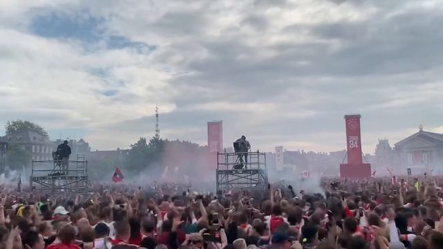 AJAX AMSTERDAM : Biggest POGO ever? смотреть онлайн