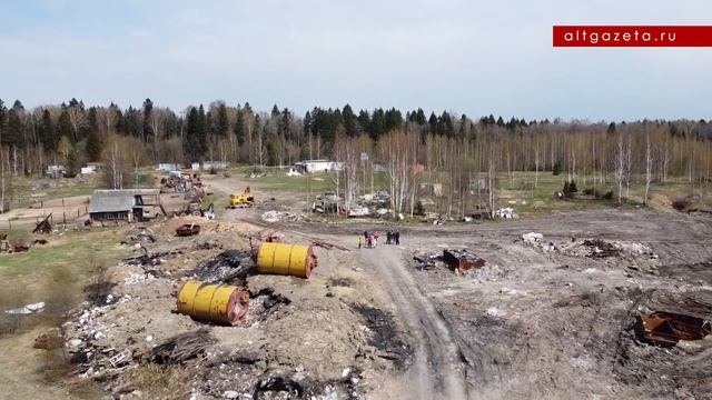 Буйный "патриот" из ВДВ загаживает нашу землю! Кто его покрывает? смотреть онлайн