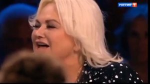 песни от всей души!Наталья Вайс.А я живу красивая -как я хочу......