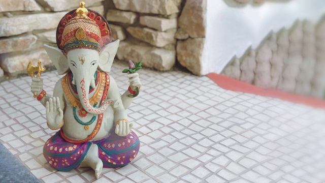 Mantra poderoso de Ganesha "Om Gam Ganapataye Namaha" • Carina Barbosa • Be Pure Inside смотреть онлайн