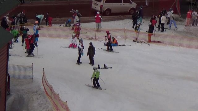 Катание в Буковеле - вы знаете 10 правил поведения для лыжников и бордеров на склоне? | TimeToTrave смотреть онлайн