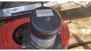 Замена датчика пламени на мокрой автономки 14ТС 10 на Volvo VNL 780.