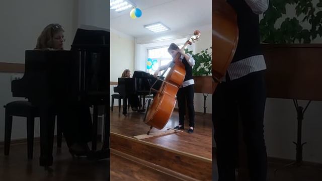 Я еще и на контрабасе могу ! смотреть онлайн