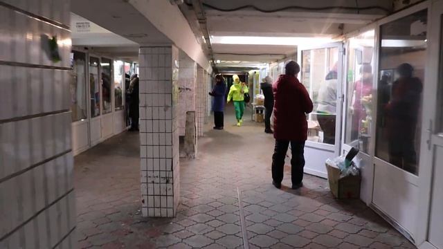 Старый советский подземный переход в Набережных Челнах на Проспекте Вахитова