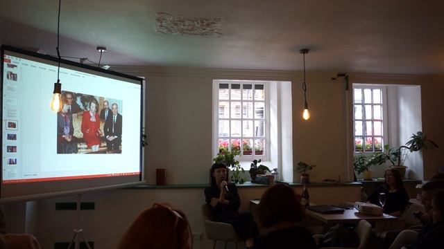 Power Dressing. Одежда и власть | Фариза Родригез смотреть онлайн