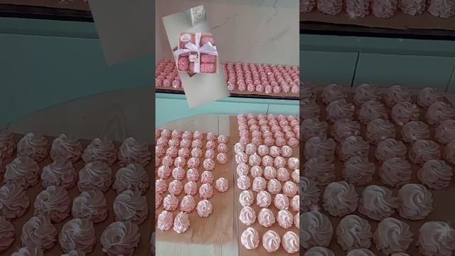 Подарки на день учителя. Что можно подарить учителю смотреть онлайн