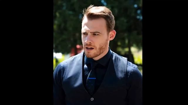 ¡Kerem Bürsin dio la primera información sobre su proyecto en España! смотреть онлайн