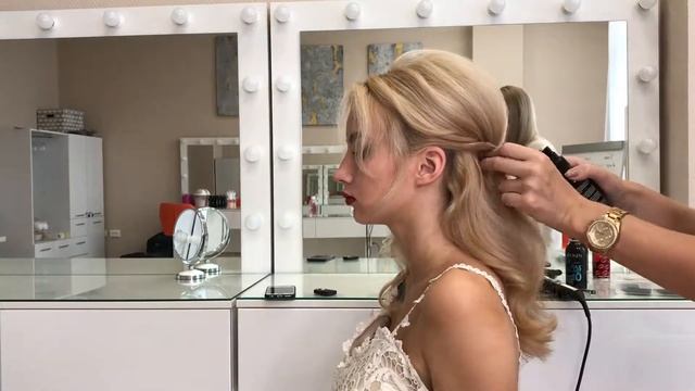 Низкий пучок | Прически смотреть онлайн