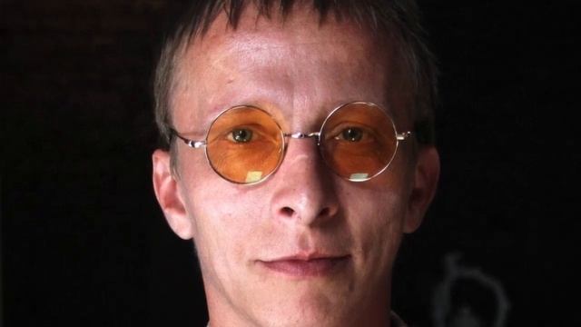 Охлобыстин на волоске от смерти: Врачи борются за его жизнь смотреть онлайн