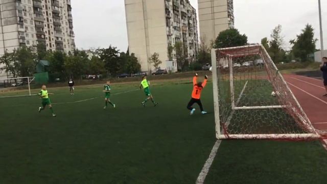 Юный вратарь. Мои интересные моменты. Маленькие ворота. смотреть онлайн