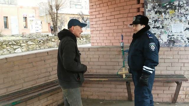 полиция Краматорска и металлоискатель смотреть онлайн