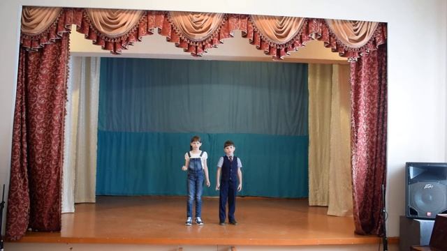 СВ.Михалков "Мы с приятелем вдвоем" - Кобелев К, Деребасова Т, театр Игроки, МБОУ ДО "ЦДТ", пгт Яя смотреть онлайн