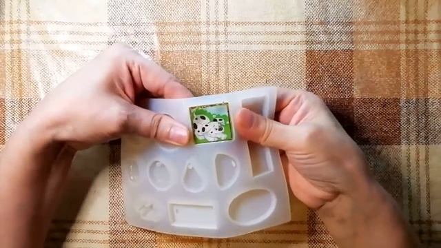 Порванная картинка в эпоксидной смоле Двухсторонний кулон смотреть онлайн