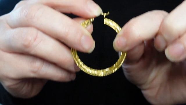 HOW TO STOP YOUR HOOPS FROM FALLING OUT! Fixing Hinged Hoops And Huggies