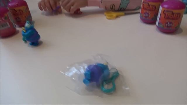 РАСПАКОВКА детских игрушек TROLLS Угадай разных героев ТРОЛЛЕЙ Коллекция новых сюрпризов ТРОЛЛИ смотреть онлайн