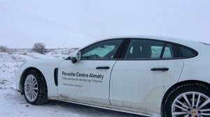 2020 Порше Панамера 4S в снегу и на бездорожье | Porsche Panamera по следам Битва Кроссоверов