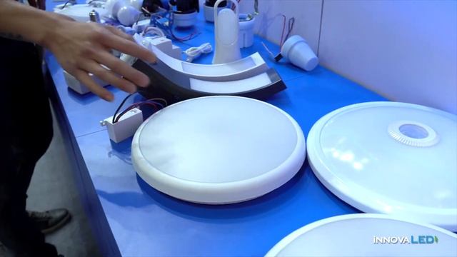 InnovaLED In Hong Kong Attending The Lighting Fair смотреть онлайн