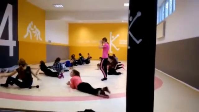 Утром делаешь зарядку - нервы целый день в порядке! смотреть онлайн