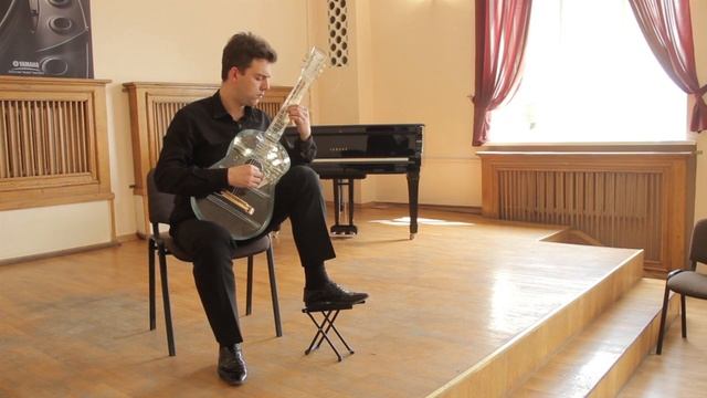 Эксклюзивная коллекция музыкальных инструментов из стекла! Часть 2. Стеклянная гитара смотреть онлайн
