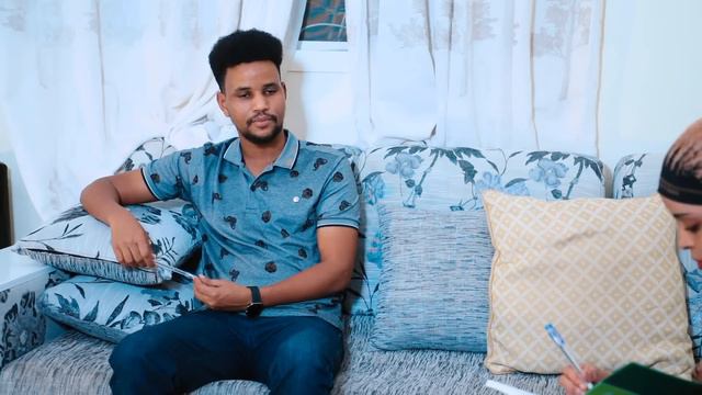 Musalsalka Aarsigii Aabaheey Qeybtii 6-aad. смотреть онлайн