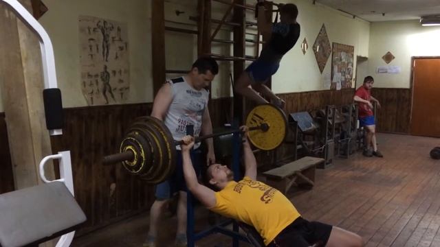 4.06.16. Жим в наклоне 132.5 кг на 1. Решетов. Щигры. смотреть онлайн