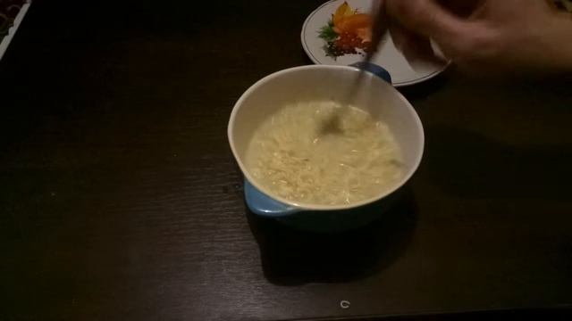 Обзор на крем-суп мивина со вкусом моцареллы