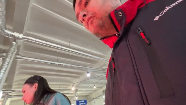 СЕМЬЯ ГИТЕЛЬМАНОВ ПРИШЛА ЗА ПРОДУКТАМИ НА УЖИН НА СЕЛЬСКОХОЗЯЙСТВЕННЫЙ РЫНОК В АБАКАНЕ! смотреть онлайн