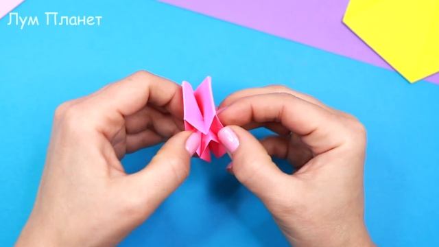 Оригами ПАКЕТИК С РОЗАМИ из бумаги БЕЗ КЛЕЯ! смотреть онлайн